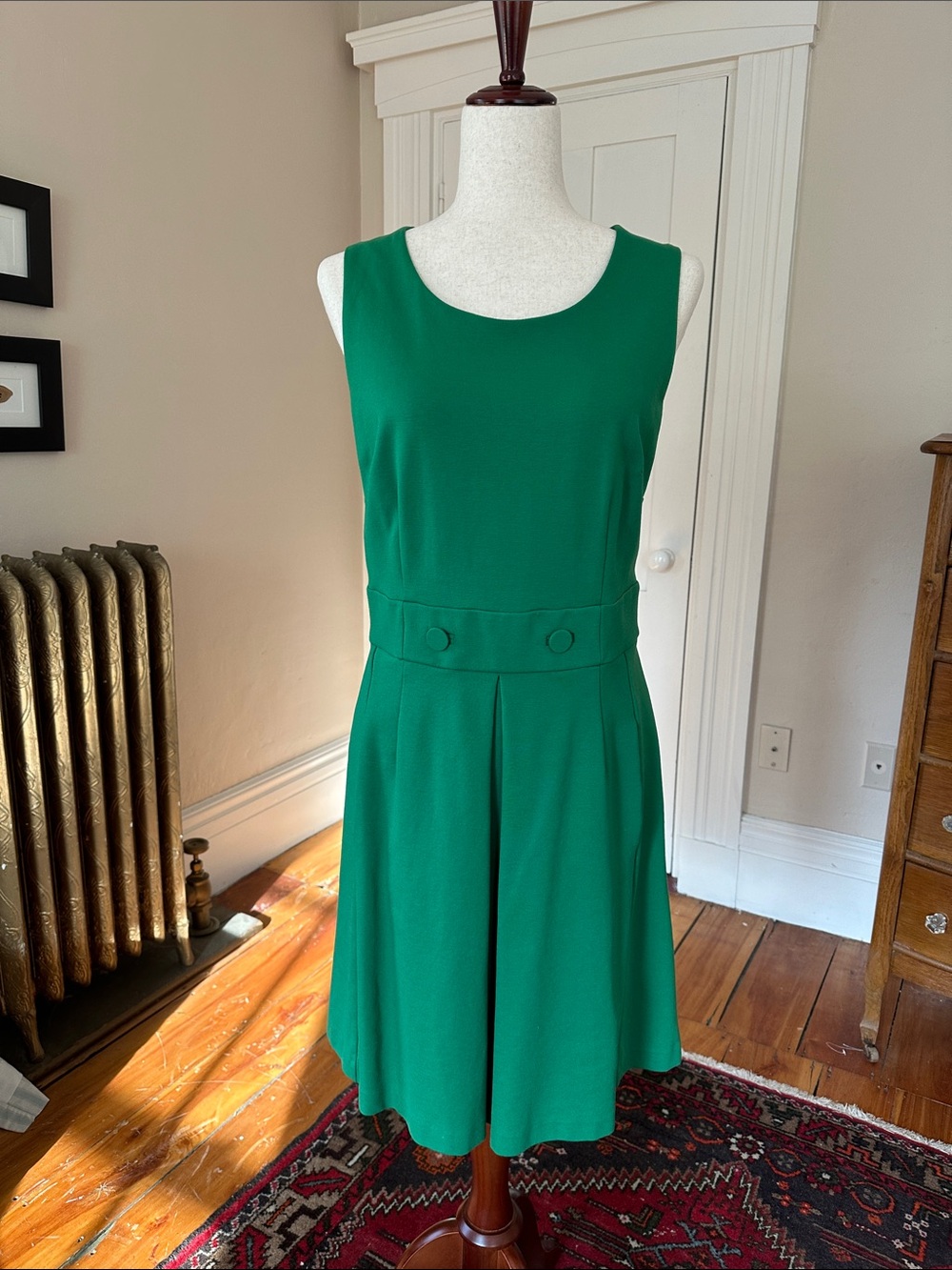 Boden Mod Green Sleeveless Ponte Dress
